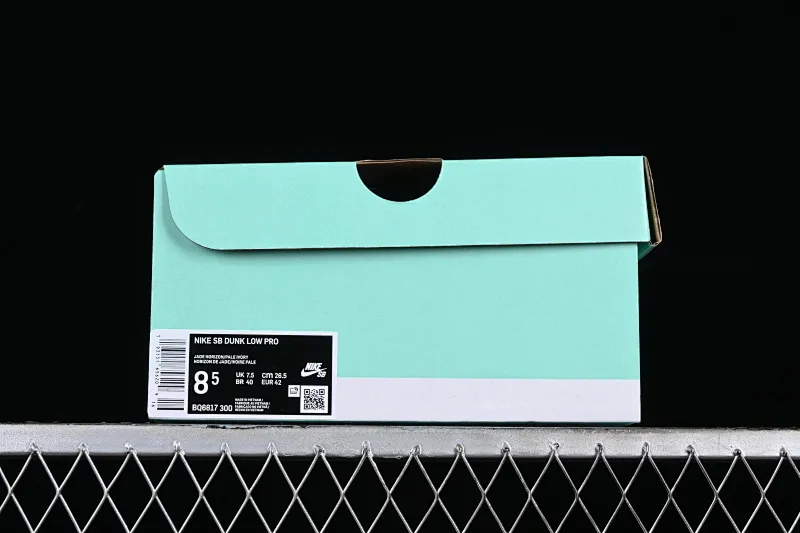 All categories Nk SB Dunk series Nk SB Dunk Low low-top sneakers Nk Dunk Low SB low-top casual sports skateboard shoes BQ6817-300